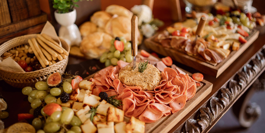 Konfirmasjon Catering: Guiden til Mat, Meny og Kakebord