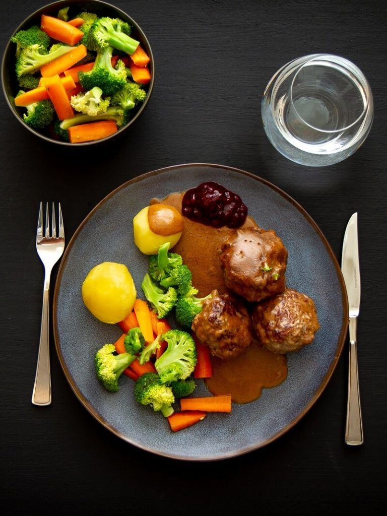 Pork chops with potatoes