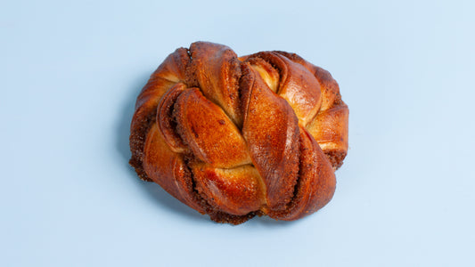 Cinnamon Knot